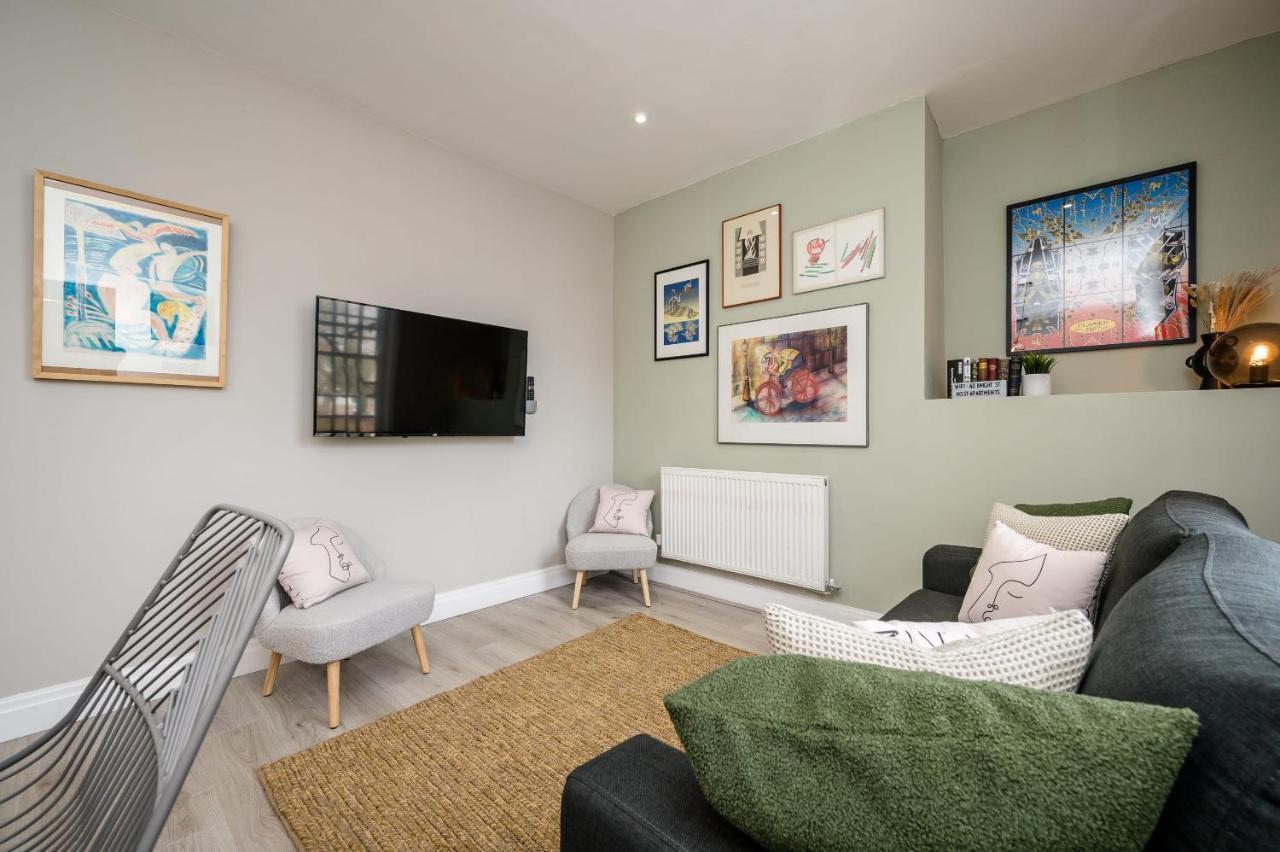 Host & - Stunning Georgian Multi-unit Townhouse *