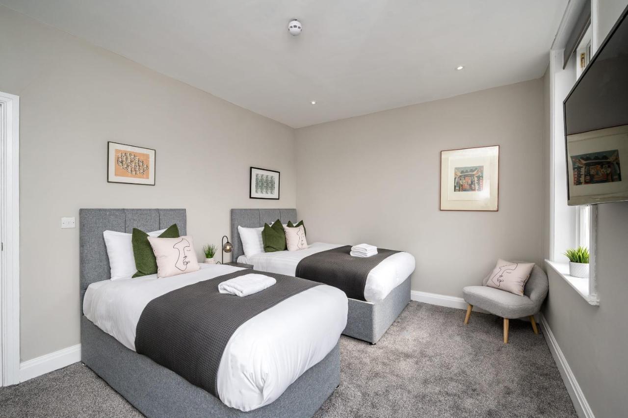 Host & - Stunning Georgian Multi-unit Townhouse Holiday home *