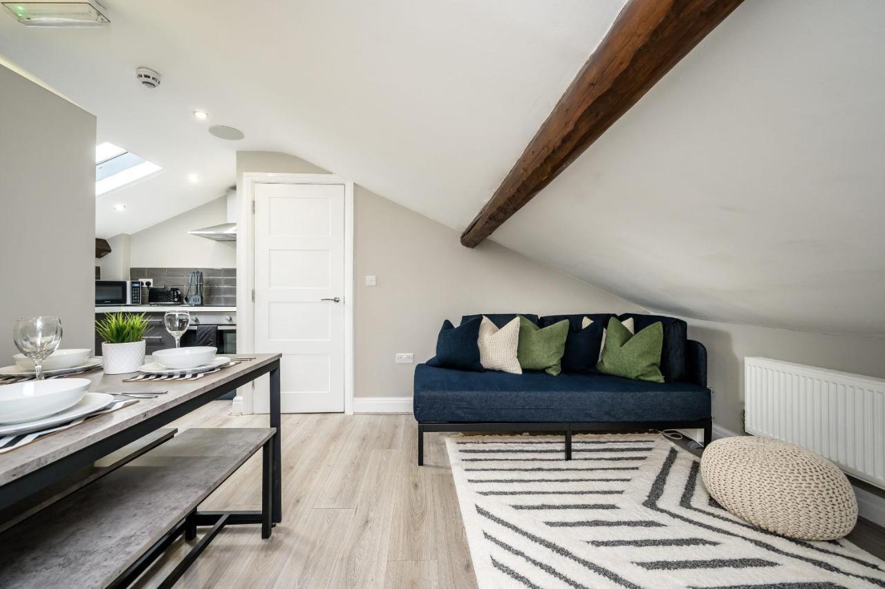 Host & - Stunning Georgian Multi-unit Townhouse Holiday home